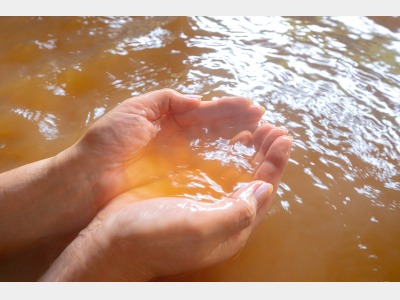 金郷泉の金の湯