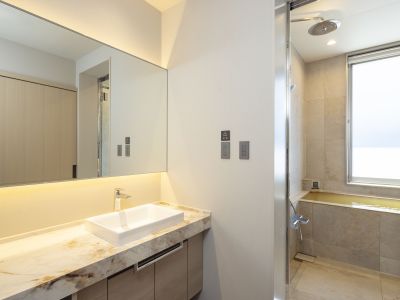 【金泉半露天風呂付】プレミアム和洋室（5名定員）