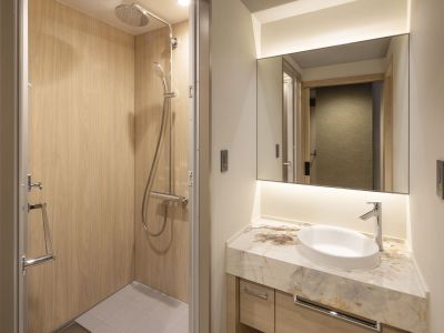 コンフォートツイン（シャワーブース付）