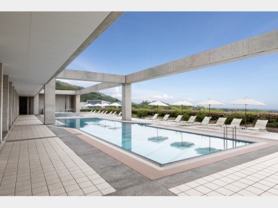 屋外プール　スパ＆フィットネス「リストーロ」