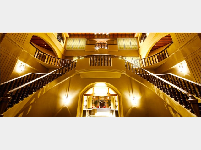 �G���g�����X