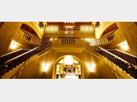 �G���g�����X