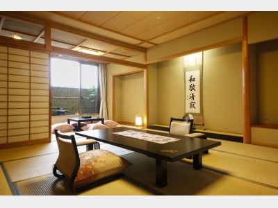 【喫煙可】 翔鷺館西館 312号室〈和室12.5畳＋4.5畳掘りごたつ　坪庭付き〉