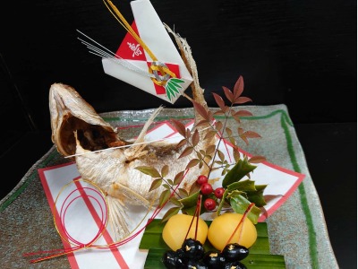 お食い初め膳（焼鯛）