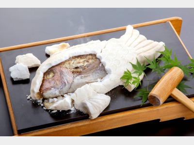 鯛の塩釜焼き（イメージ写真）