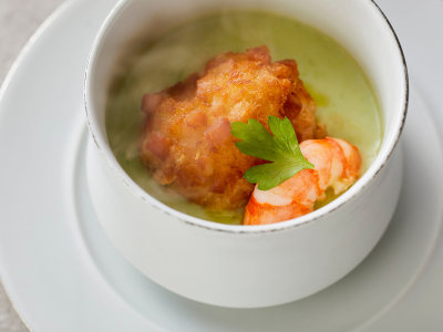 【土地の恵み会席】春（2026年3月～5月）蓋物 馬鈴薯饅頭