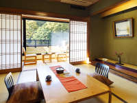 �y�a��10��z