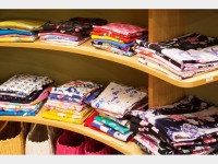 �f�U�C������