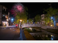 ���ԉ΂Ɛ΋�