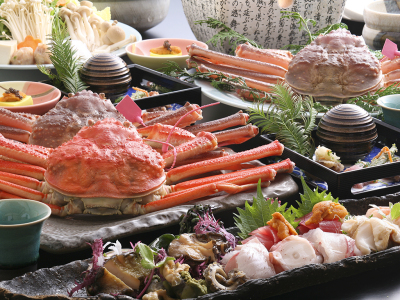 冬の活け松葉がにフルコース一例