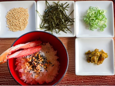 朝食はカニ茶漬け