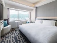 �R���_�u���y�։��z�`�L��18.0���ā`