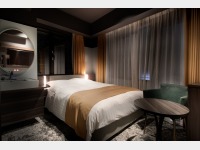 ���j�o�[�T���_�u��