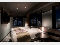 �R�[�i�[�c�C���E�f���b�N�X�c�C���c�C��