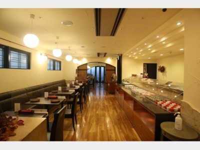 朝食レストラン