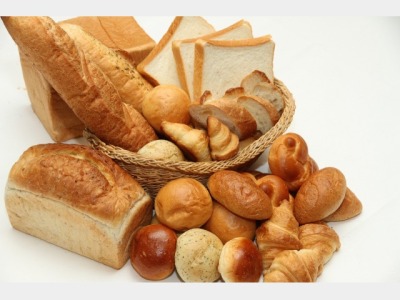 朝食（一例）パン