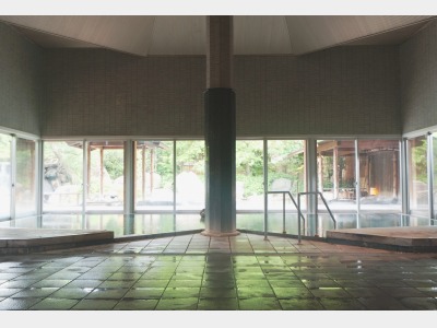 大浴場「滝見の湯」