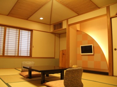 和風モダン8畳(ﾊﾞｽ無,ﾄｲﾚ付)1