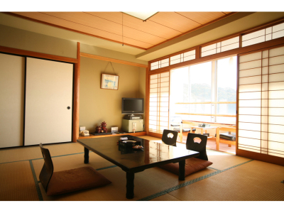 客室一例（和室）