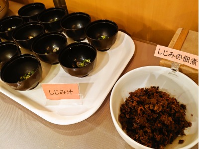 朝食バイキング