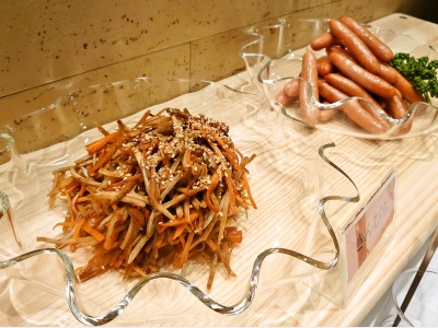 朝食バイキング