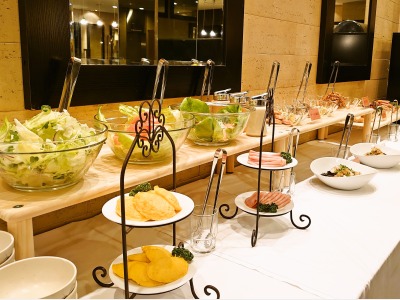 朝食バイキング