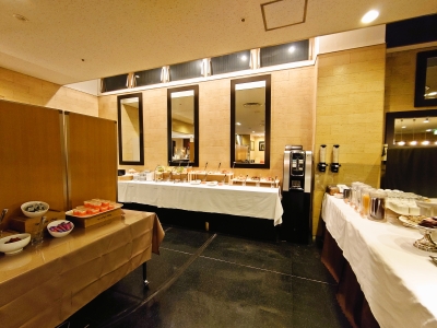 朝食バイキング