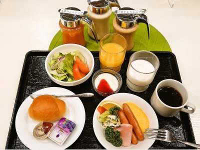 朝食バイキング