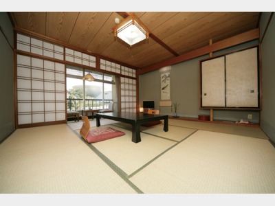 本館和室（客室一例）