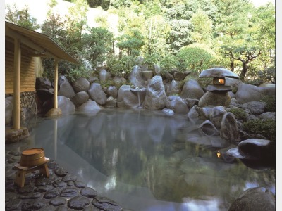 木肌の湯　浮殿　露天風呂