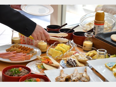 朝食バイキング