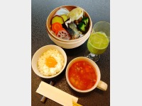 �������H