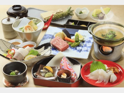 【津和野特選会席】当館最上級の津和野名物料理（一例）