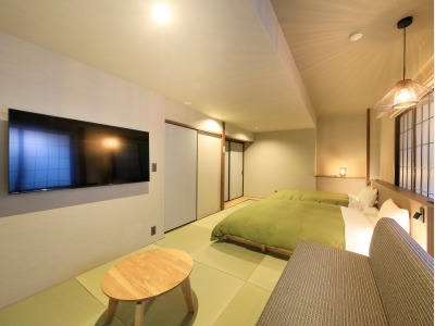 【露天風呂付和室ツイン】最大3名様までご宿泊いただけます。（一例）