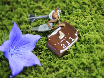 【ルームキー】津和野の瓦をモチーフにしたルームキー（一例）