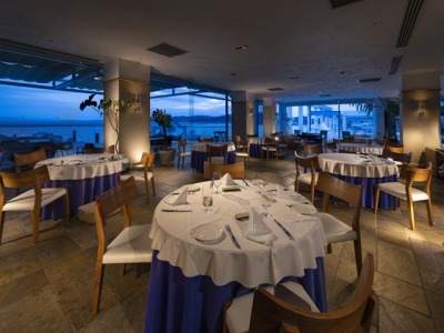 ギリシャ料理レストラン「THE TERRACE」