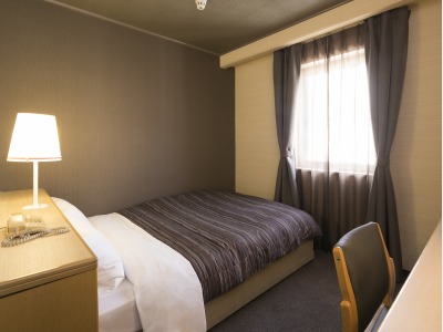 ◆セミダブルルーム◆13平米・ベッド幅140ｃｍ