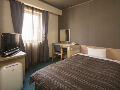 ◆シングルルーム◆13平米・ベッド幅120ｃｍ