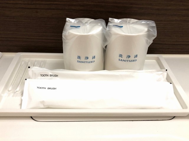 ���u���V�E�Ȗ_�E�R�b�v