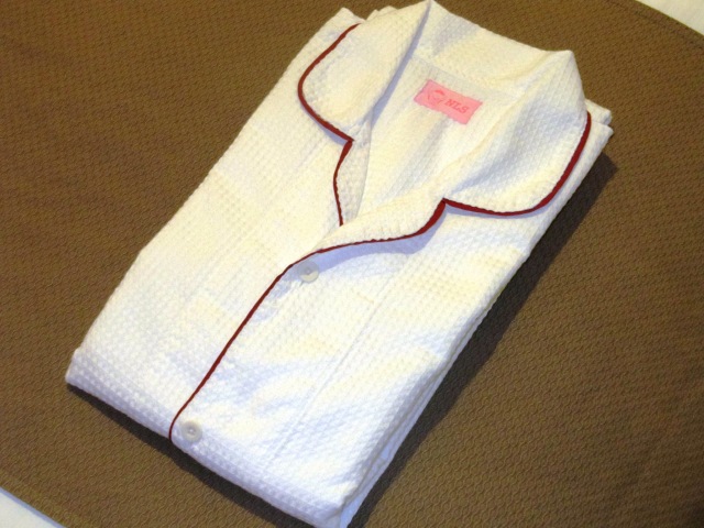 �����s�[�X�p�W���}