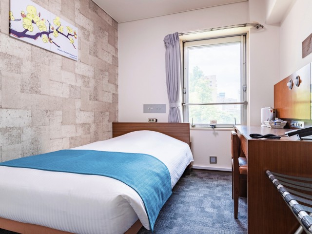 �V���O���X�^���_�[�h�y�։��F�R�E�SF�z������Wi-Fi�A�Ǌ|���S�R�^�SK�e���r�A������C����@�A�ʋ󒲓������B