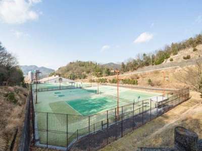 屋外テニスコート