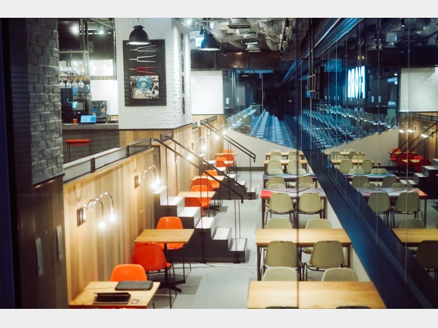 ＫＥＩＲＩＮ　ＨＯＴＥＬ　１０　ｂｙ　温故知新 レストラン