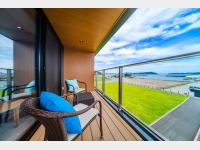 �q���o���R�j�[���