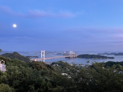 1階テラスから見た瀬戸大橋