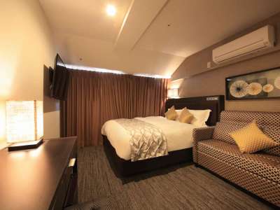 スーペリアクイーン