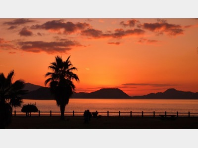 島から見る夕日