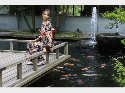 色浴衣の貸し出しサービスがございます。