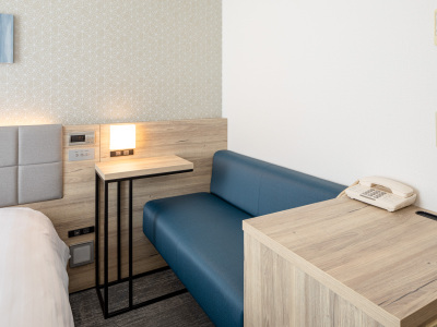 客室一例（クイーンコンパクト）