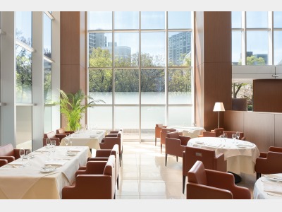 レストラン　イメージ